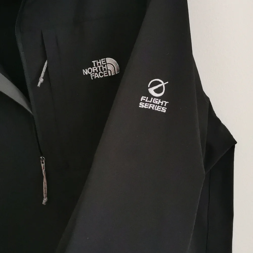 Men's North Face Quarter Zip Jacket - Picture 5 of 5